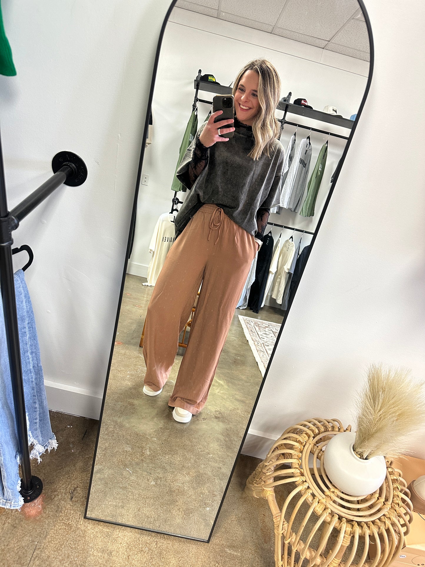 Camel Elastic Waist Wide Leg Pants